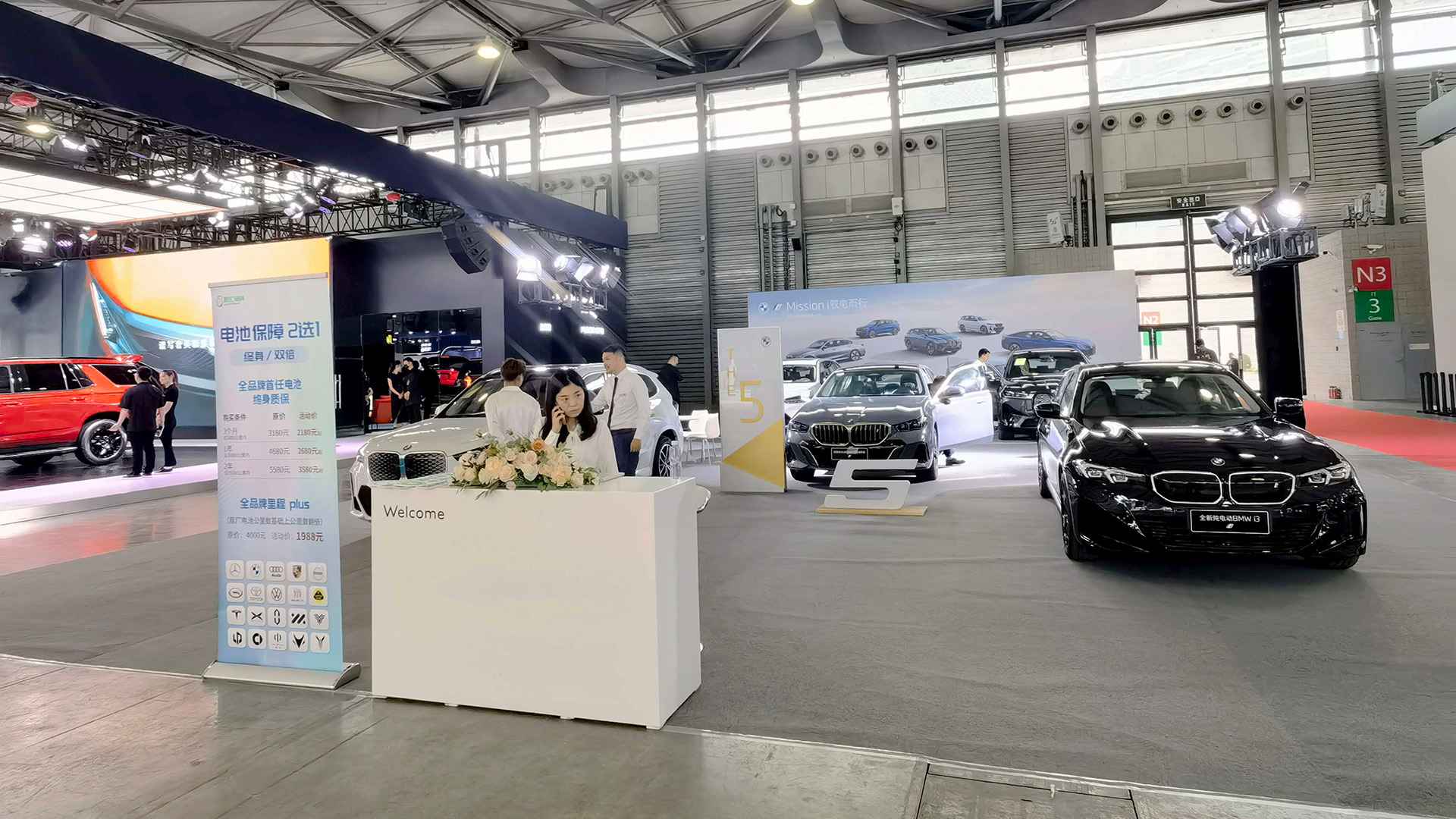 BMW1-1.jpg